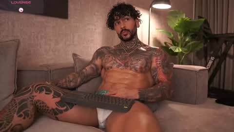 Snapshot of mariano_costa chatting on February 23, 2026, 2:42 am Mariano Costa online show from February 23, 2026, 2:42 am