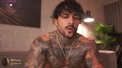 Snapshot of mariano_costa chatting on March 1, 2026, 2:57 am Mariano Costa online show from March 1, 2026, 2:57 am