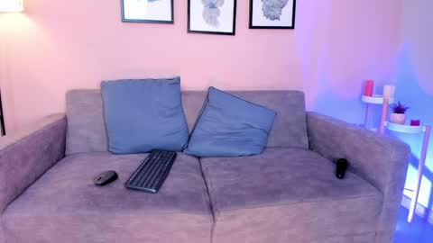 marie_bass online show from April 30, 2026, 1:17 pm