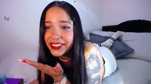 Nicolle online show from December 29, 2024, 6:03 am