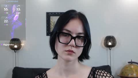 Marie Fitch online show from November 25, 2025, 2:11 am