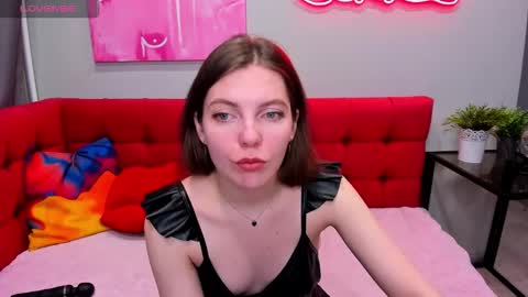 Mary 3 online show from December 3, 2025, 1:57 am