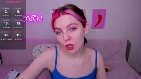 Snapshot of marie_reyess chatting on April 24, 2026, 6:16 am Marie 3 online show from April 24, 2026, 6:16 am