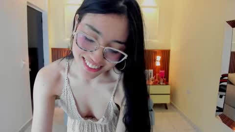 Snapshot of marie_tapner chatting on March 30, 2026, 12:39 pm MARIE online show from March 30, 2026, 12:39 pm