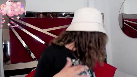 Snapshot of marieetaylor chatting on February 20, 2026, 11:49 pm Mariee online show from February 20, 2026, 11:49 pm