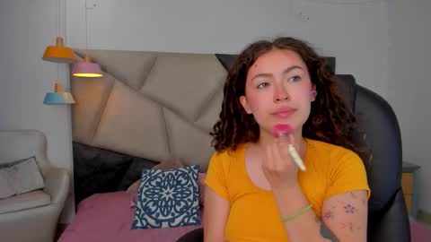 Snapshot of marieetaylor chatting on March 2, 2026, 6:26 pm Mariee online show from March 2, 2026, 6:26 pm