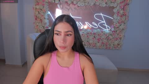 Snapshot of mariejane2 chatting on December 18, 2024, 11:02 am Im Marie Jane online show from December 18, 2024, 11:02 am