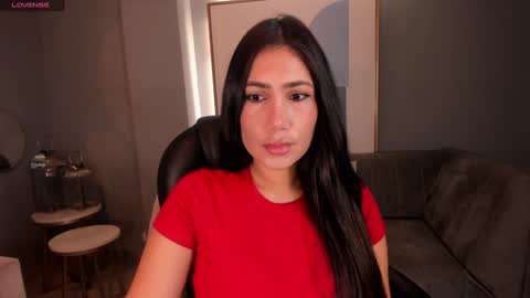 Snapshot of mariejane2 chatting on January 26, 2025, 10:34 am Im Marie Jane online show from January 26, 2025, 10:34 am