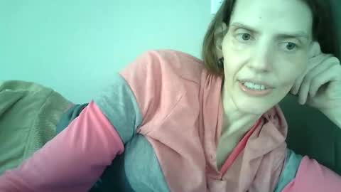 Mariejojo online show from April 5, 2026, 3:31 pm