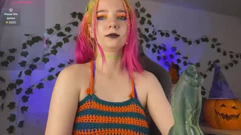 Mariel Gold online show from October 30, 2025, 5:31 am