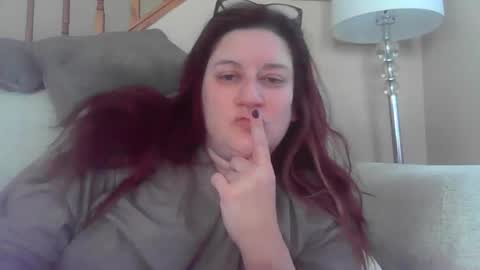 Marie online show from November 6, 2025, 3:46 pm