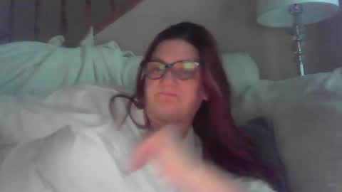 Marie online show from November 7, 2025, 3:23 pm