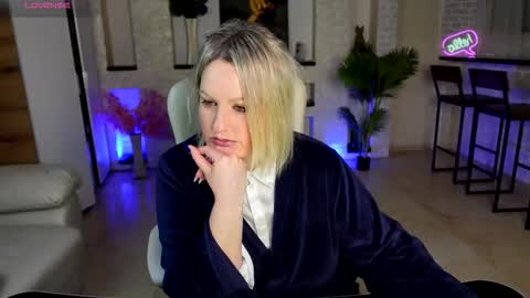 Snapshot of mariemlui chatting on March 20, 2026, 3:28 pm mariemlui online show from March 20, 2026, 3:28 pm