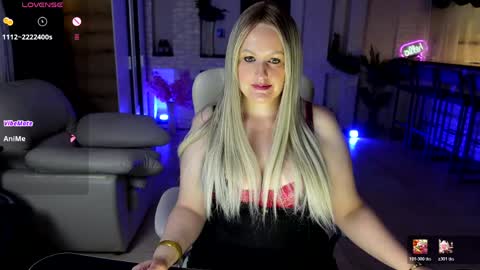 Snapshot of mariemlui chatting on May 22, 2026, 3:28 pm mariemlui online show from May 22, 2026, 3:28 pm