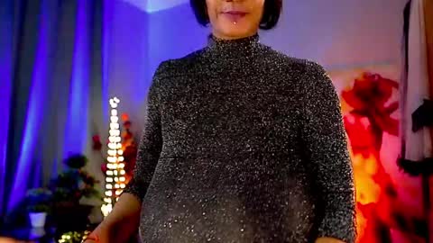 Nikita - Scroll down and read my bio please. New Pictures in Bio online show from December 26, 2024, 9:33 am