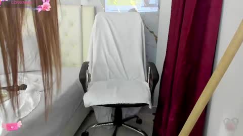 Marilyn online show from February 25, 2025, 1:52 am