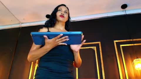 MARIYLN BLAKE  online show from January 15, 2026, 12:43 pm