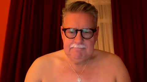 Snapshot of marin50 chatting on October 28, 2025, 1:31 am marin50 online show from October 28, 2025, 1:31 am