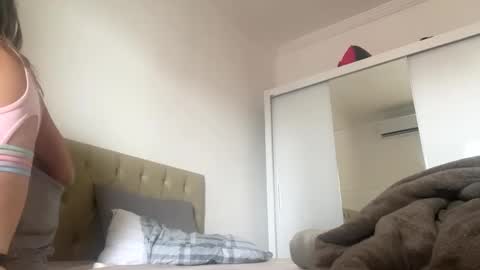 marinaferri online show from December 8, 2024, 12:08 pm