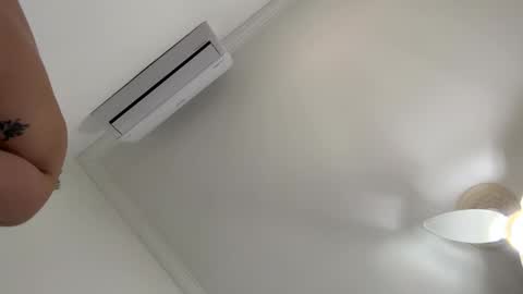 marinaferri online show from December 10, 2024, 11:11 am