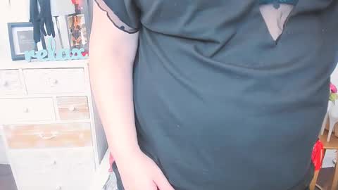 Marina online show from February 15, 2025, 3:39 pm