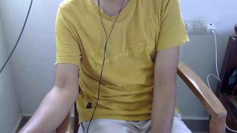 The SHY UncutBoy online show from April 14, 2026, 5:02 am