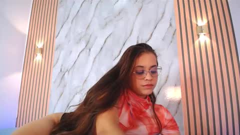 Marinella16 online show from January 6, 2026, 11:18 pm