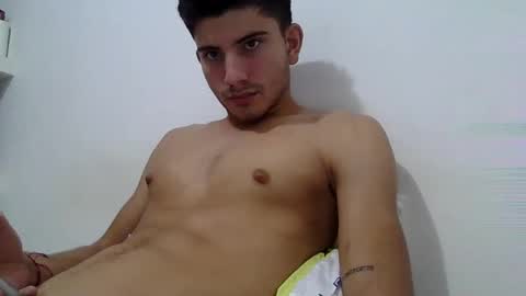 mariobrosss517470 online show from December 19, 2024, 10:32 pm