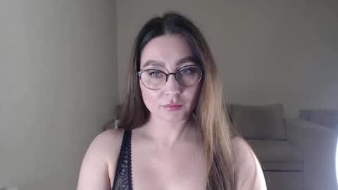 Marisha Arimova online show from October 17, 2025, 4:42 pm