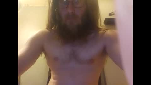 marius02385 online show from April 17, 2026, 12:46 am