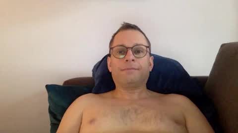 Snapshot of mark32571 chatting on December 29, 2024, 11:50 am Little Mark online show from December 29, 2024, 11:50 am