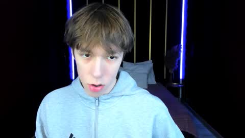 Snapshot of mark_branston chatting on March 8, 2026, 10:41 am Mark online show from March 8, 2026, 10:41 am