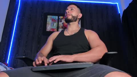 Snapshot of mark_buffet02 chatting on December 6, 2024, 2:28 pm Mark Buffet online show from December 6, 2024, 2:28 pm