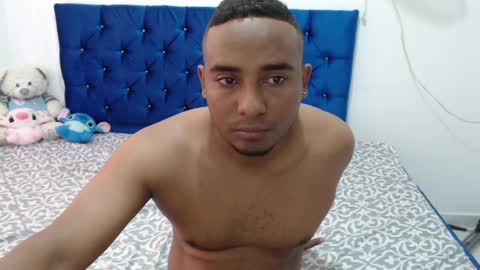 Snapshot of mark_castro chatting on April 3, 2026, 4:05 pm mark online show from April 3, 2026, 4:05 pm