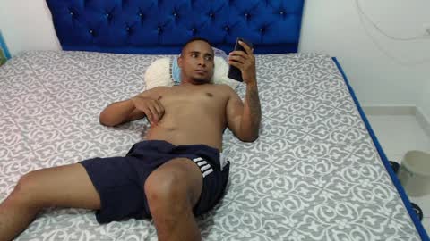 Snapshot of mark_castro chatting on April 5, 2026, 6:16 pm mark online show from April 5, 2026, 6:16 pm