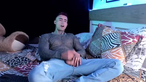 Snapshot of mark_kamper chatting on December 14, 2024, 11:56 pm mark kamper online show from December 14, 2024, 11:56 pm