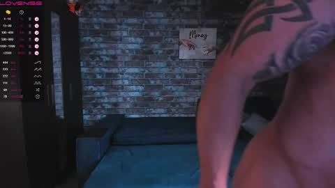 Snapshot of mark_normal chatting on October 29, 2025, 3:09 am Mark online show from October 29, 2025, 3:09 am