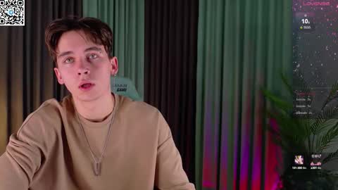 Mark online show from October 3, 2025, 2:47 pm