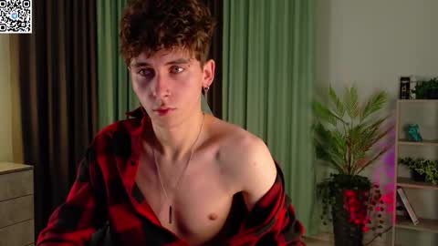 Mark online show from October 7, 2025, 7:55 pm