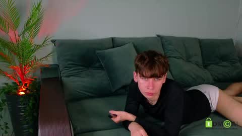 Mark online show from May 11, 2026, 11:05 am