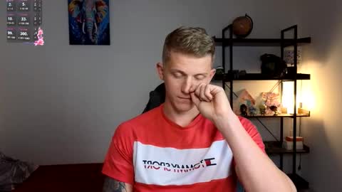 mark_shturman online show from October 19, 2025, 3:56 pm