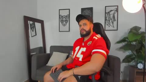 mark_x23 online show from April 11, 2026, 4:28 am