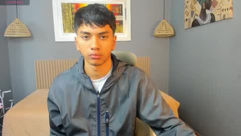 Snapshot of markbowie chatting on September 10, 2025, 11:32 am markbowie online show from September 10, 2025, 11:32 am