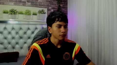 Snapshot of markbowie chatting on September 25, 2025, 3:05 pm markbowie online show from September 25, 2025, 3:05 pm