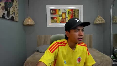 Snapshot of markbowie chatting on October 2, 2025, 2:13 pm markbowie online show from October 2, 2025, 2:13 pm