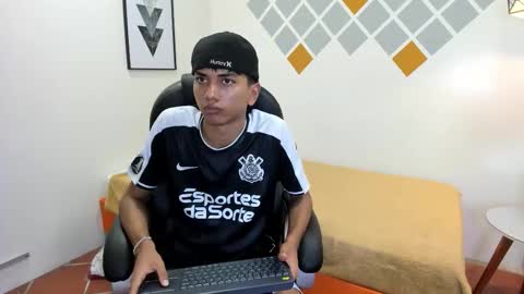 Snapshot of markbowie chatting on October 23, 2025, 1:10 pm markbowie online show from October 23, 2025, 1:10 pm