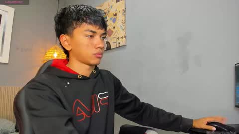 Snapshot of markbowie chatting on November 21, 2025, 11:31 am markbowie online show from November 21, 2025, 11:31 am