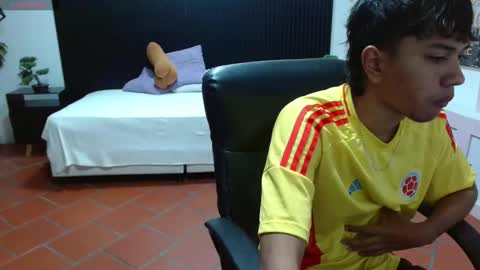 Snapshot of markbowie chatting on February 8, 2026, 3:04 pm markbowie online show from February 8, 2026, 3:04 pm