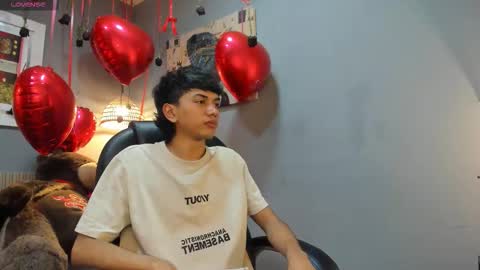 Snapshot of markbowie chatting on February 19, 2026, 1:51 pm markbowie online show from February 19, 2026, 1:51 pm