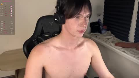 Mark online show from October 3, 2025, 4:26 pm